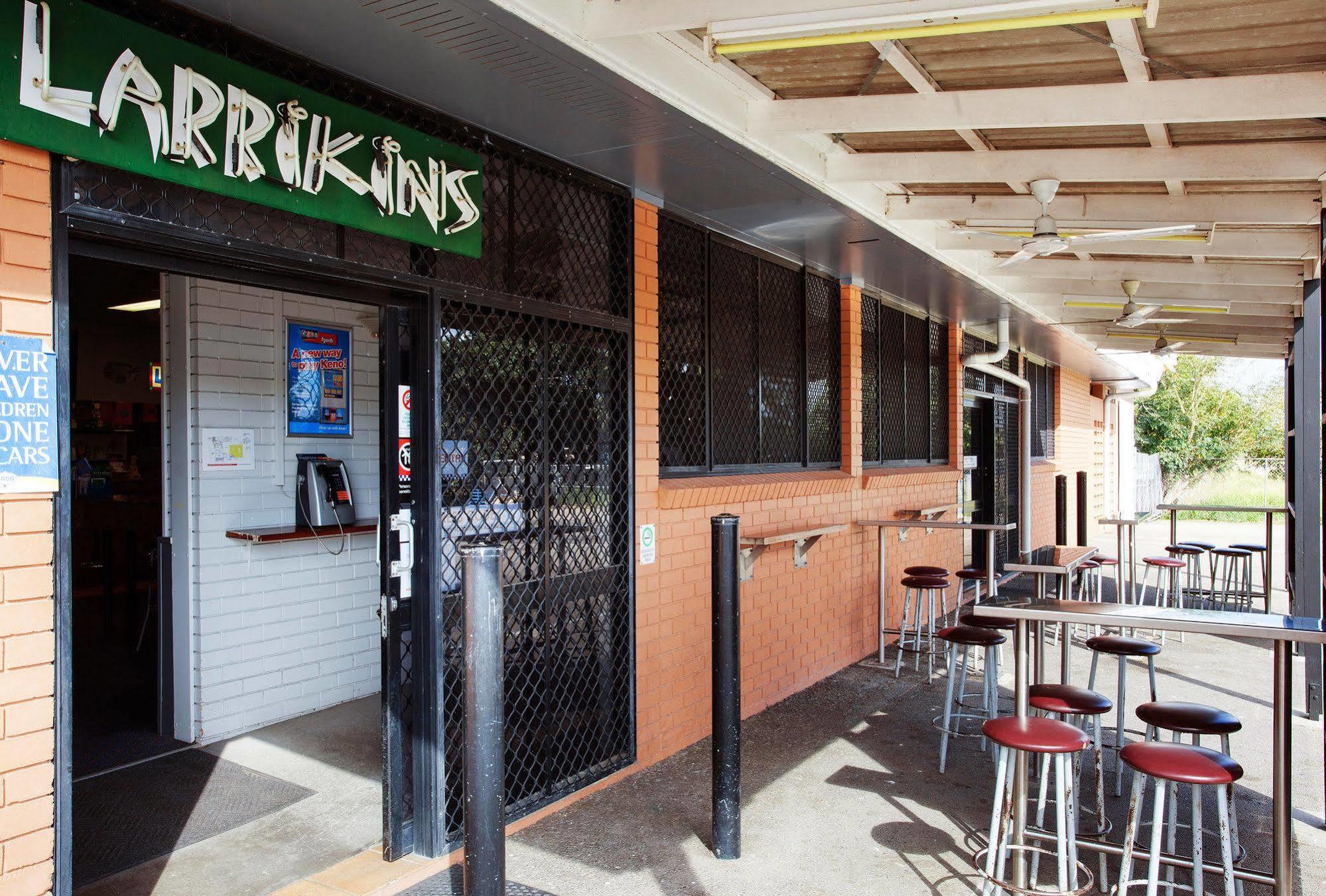 Upper Ross Hotel Townsville Exterior photo